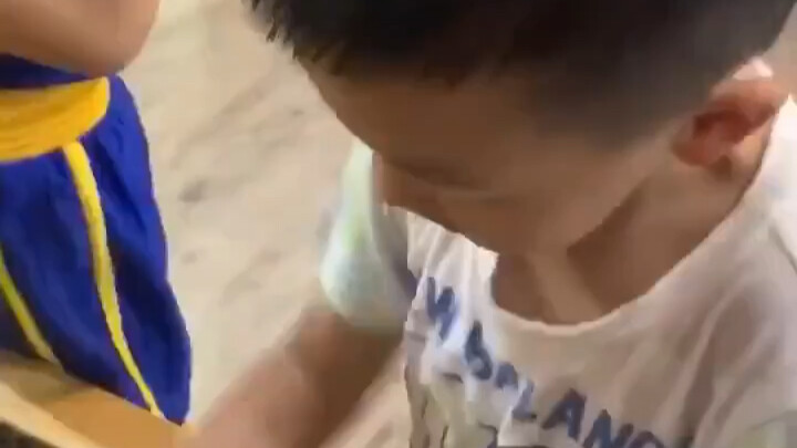 Đối phó với trẻ hư cần khéo léo khuyên bảo! Ai xem xong cũng thấy đã đời.