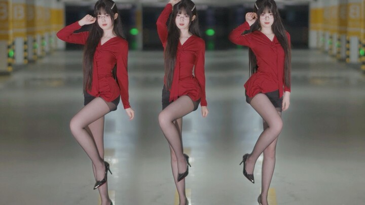 Abracadabra ❤️ Hook-Holding, Long Black Hair, Glasses Girl