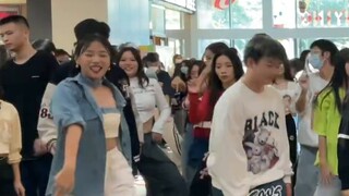 โอ้โห! เรียบร้อยมาก! เหล่าดารา Kpop จากชิงหยวนทุกคน โปรดเปิดตัวให้ฉันด้วย!! การเต้นรำแบบสุ่มของ Kpop