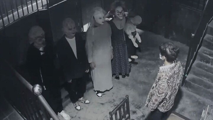 鬼说 我上班了还得军训！