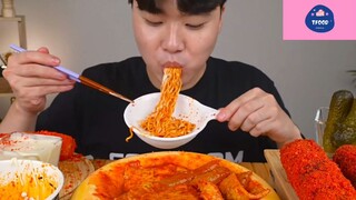 Mukbang mì cay và cơm cuộn Hàn Quốc phần 4 #anngon