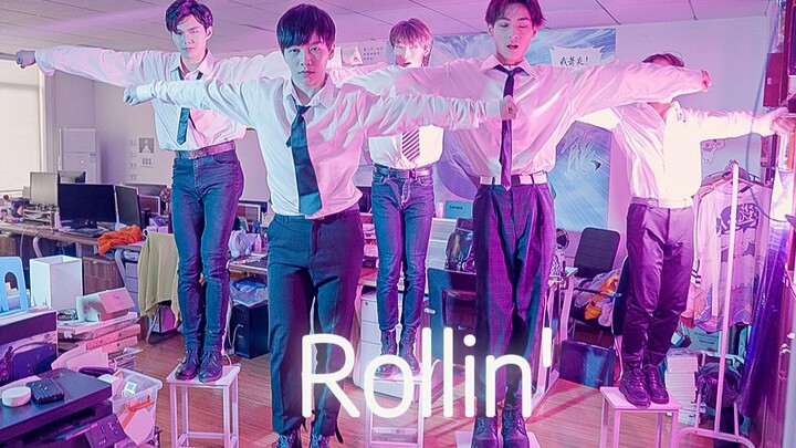 Kinh ngạc! Sếp không có mặt, năm chàng trai bất ngờ nhảy điệu “Rollin’” của Brave Girls