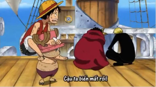 Chopper cưỡi lên Zoro và Law, còn Luffy thì lại cho ngồi lên