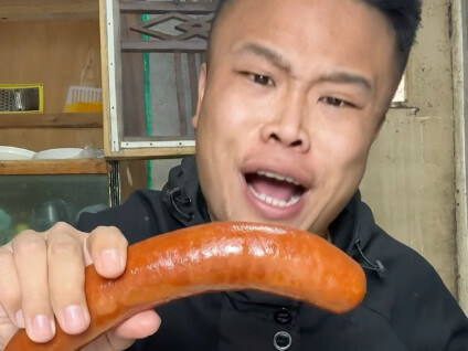 ไส้กรอกเนื้อชิ้นใหญ่! ทะลุร้อยล้านแล้ว～