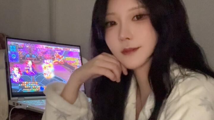 Lingkungan gaming saya saat pulang kampung untuk Tahun Baru Imlek...