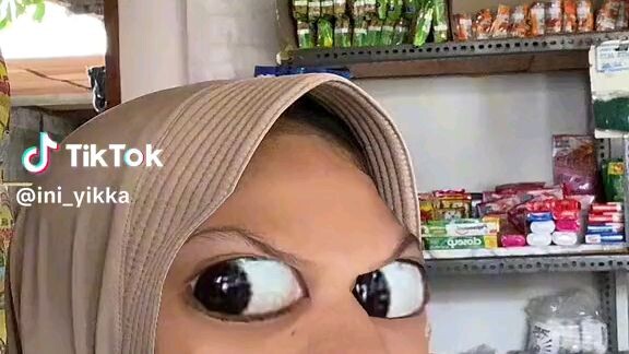 bisakah kau pergi dari muka bumi ini🗿🗿👍🏻