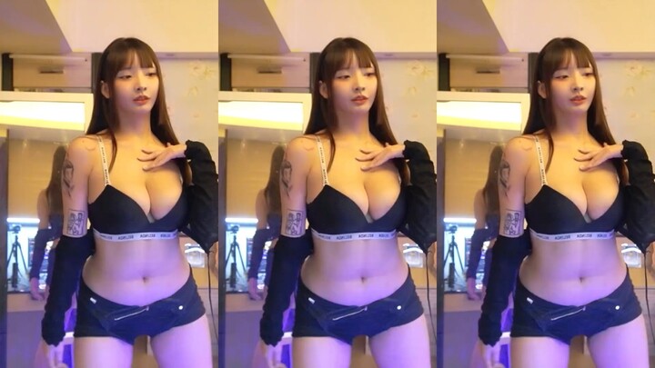 Streamer nhảy múa