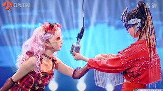李子璇、周洁琼蒙面舞王在线battle斗舞 糖果炮弹VS铁少女