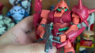 My son has a Gundam treasure and plays with it secretly!