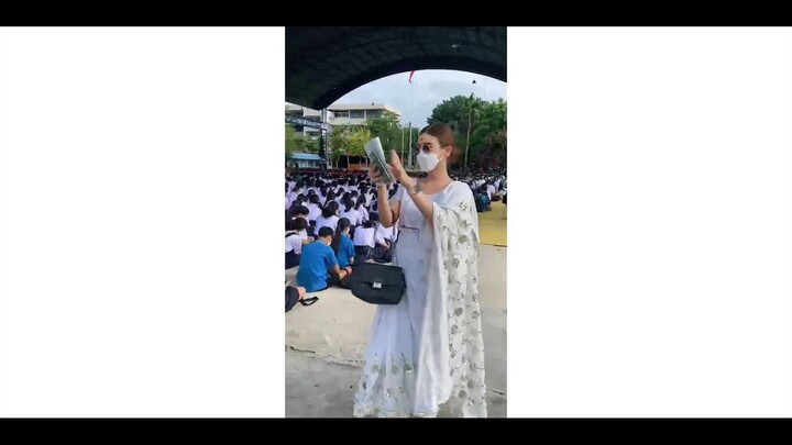 ชุดดูคุ้นนะ