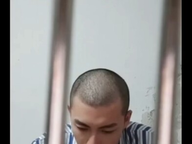 Lao Fan: Since Warden Su isn’t here, I’ll stream for a bit.