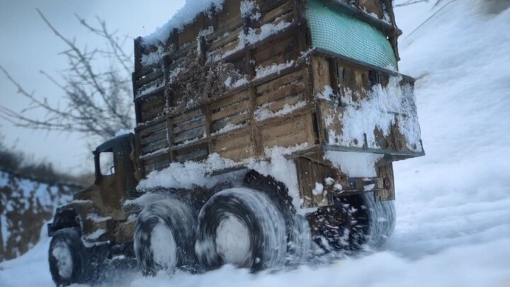 Transporting snow