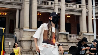 我是不是和后面的小姐姐同步了