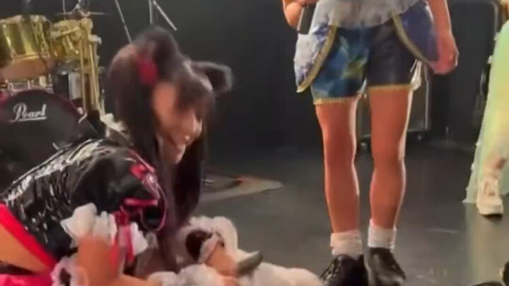 จะกำจัดผู้จัดการหัวแถวได้ยังไง? แค่ตีไอดอลตัวเล็กสักทีก็พอแล้ว!