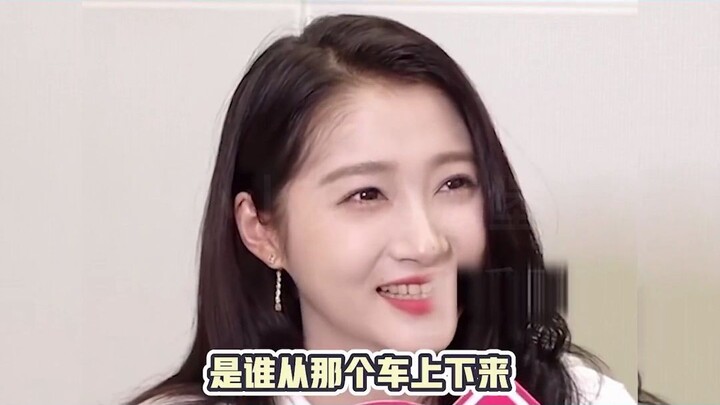 Guan Xiaotong: Berada di Garis Terdepan Gosip