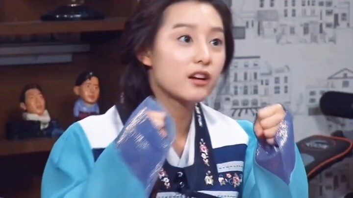 “Dễ thương quá, tôi ngắm mãi không chán.”