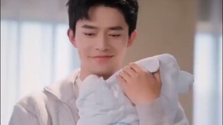 ประธานบริษัทวูบเพราะยา สาวใบ้ ใจดีวัย 18 ปีคอยดูแลเขา ทำให้เขาเกิดความผูกพันกั