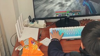 Máy đào hầm tự động