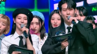 SEVENTEEN夫硕顺 新歌Fighting第六个一位