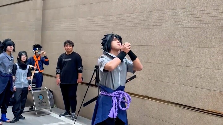 Seni bola api yang kuat