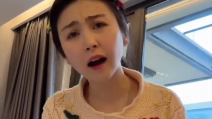 Ternyata orang memang mudah berubah, bro! Apa ini masih Mary yang dulu kalian kenal?