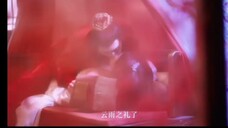 太会了,她趁他不知所措所措带点反抗又害羞又脸红将他强亲热吻舌吻亲亲了