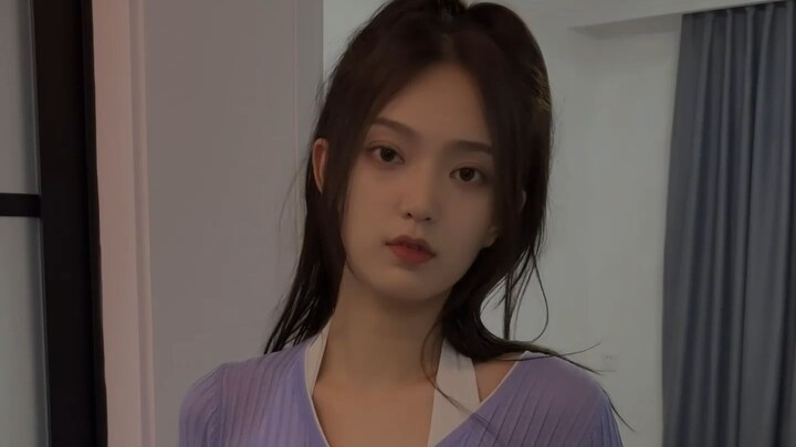 Originally, I bought this fall outfit for my sister, but now it belongs to Xixi.