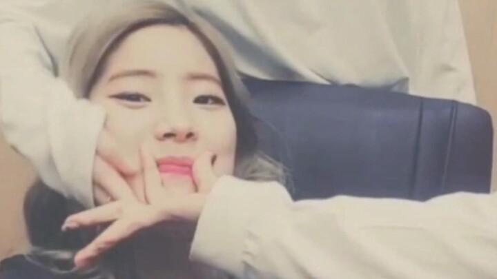 [TWICE] Try Not to Laugh Challenge! #10
