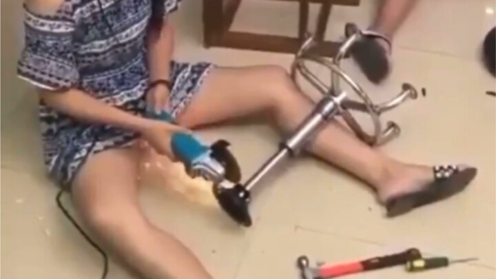 Apakah orang ini telah menguasai ilmu silat tingkat dewa?!