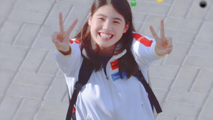 I'm dizzy! She's so sweet! She's a national sweet girl! She has both strength and beauty! [Zhang Yuf