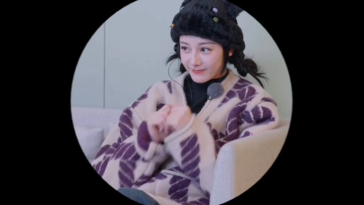 Didi Li’s hilarious reaction to downing a huge glass of milk is so funny!