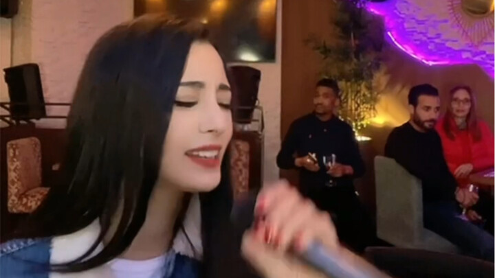 When I miss China, all I can do is go to a foreign KTV alone and sing a Chinese song—but unfortunate