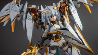 Instalasi dewi Kotobukiya karya lukisan semprot Naomi Kanata