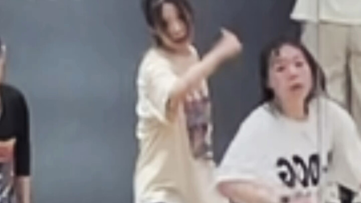 Who would have thought I'd learn psychic from Zhang Yixing's choreographer, only to end up with a co