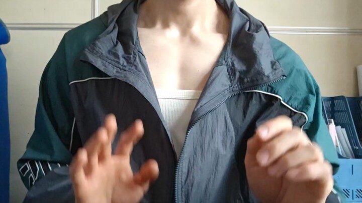 You will be embarrassed if you wear a vest like this