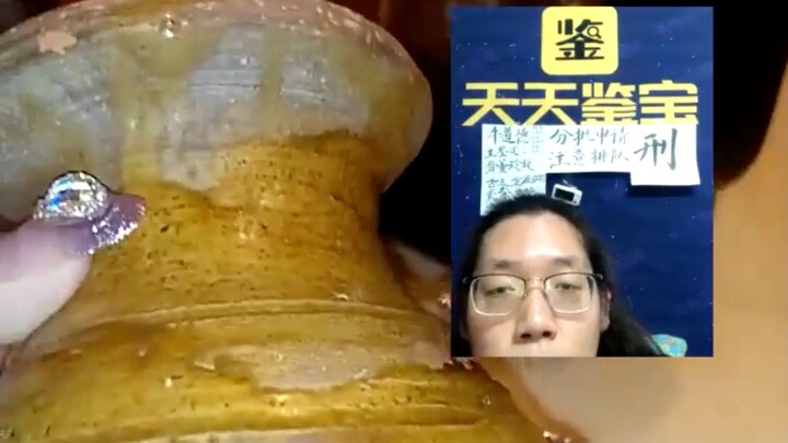 Đứng ngây ra đó làm gì, nhanh tuyên án đi