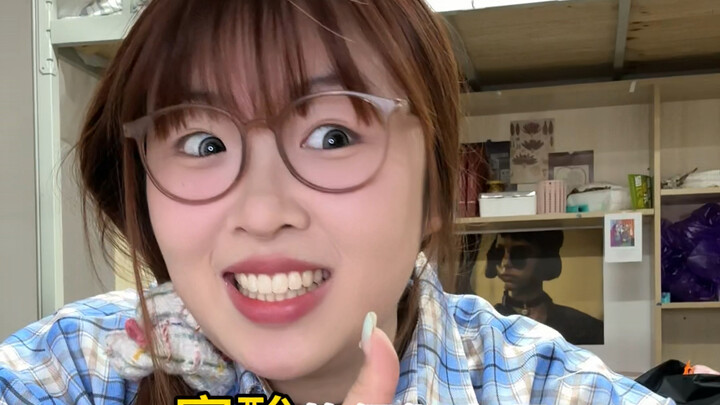 Adakah yang tiba-tiba mau memberiku satu juta?