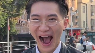 He's so ordinary, yet so confident.