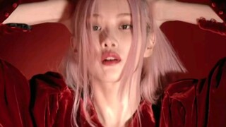 DAZED KOREA cập nhật hậu trường buổi chụp ảnh bìa tháng 11 của ROSÉ