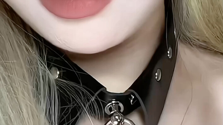 แม่เล็กๆ หนูเรียกมาหน่อย หนูจะทักทายตอนเช้าให้คุณเอง～