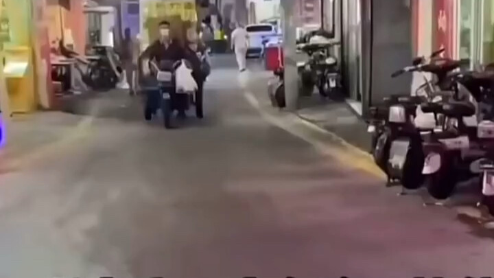 هل من السهل أن تشتري وجبة طعام، برأيك؟