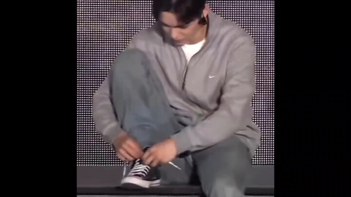 *مجرد ما شفت كيف يربط شياوبو حذاءه عرفت ليش كان مينكيو متلهف على التدخل بنفسه على المسرح!