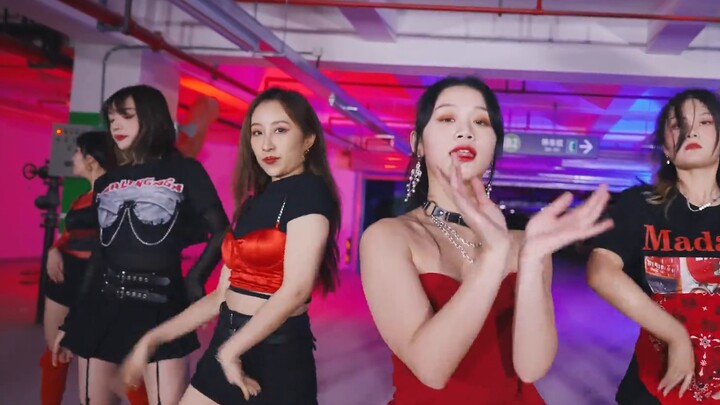 Ye Qing kembali! "Goblin" CLC telah membuat comeback yang kuat setelah lama absen! Godaan bawah tana