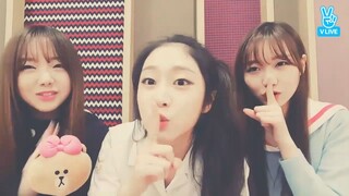 171020 [1년 전 오늘의 LOVELYZ] 미주만 3명 있는 케빵쇼 (Kei, SuJeong & Jisoo copying Mijoo)