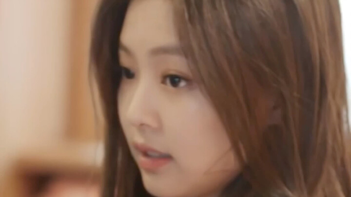 When the goddess shopping encounters the god