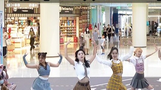 [ร้องและเต้นไปพร้อมกัน] วันหยุดวันชาติทั้งหมดได้รับการเยียวยาด้วยรอยยิ้มนี้!丨KPOP Random Dance ครั้ง