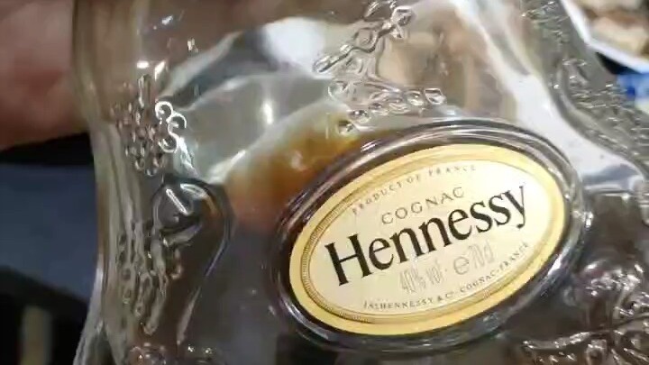 不要对牛弹琴，你很烦，牛很烦，琴也很烦