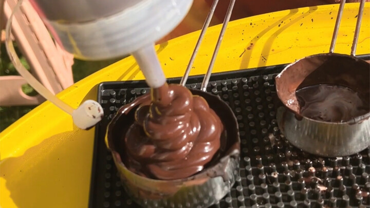 How much beard you have determines how much cocoa you get—Thais are at it again!