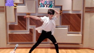 [He Junlin] Live broadcast of the hottest card dance + "New Treasure Island" sunglasses are not love