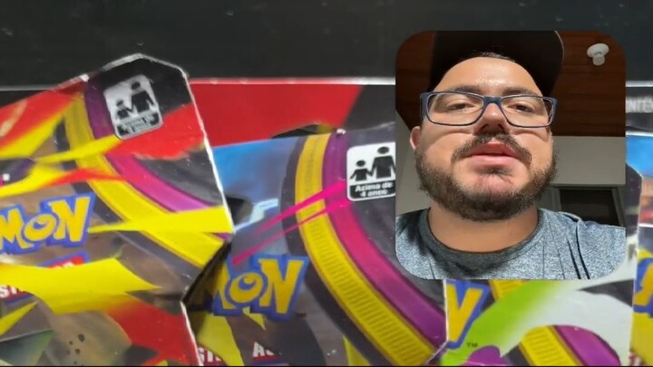 POKEMON CARDS !